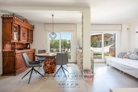 Villa a Cala Tarida, Ibiza, Cala Tarida - € 795.000 | Ref: CVE074 - foto 7